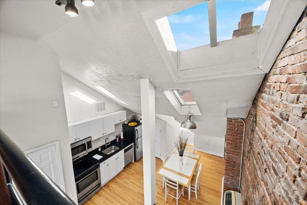 Skyline At Your Door - Studio With A View Pittsburgh Exterior foto