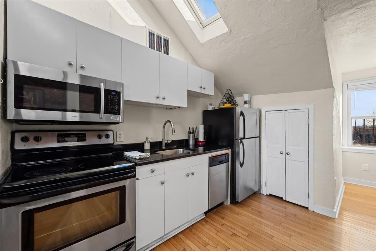 Skyline At Your Door - Studio With A View Pittsburgh Exterior foto